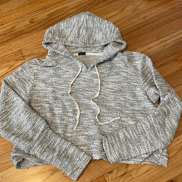 Brandy Melville Sweaters - Brandy Melville Crop Sweater